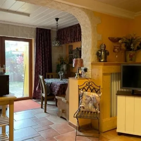 Le Paradis アパート *